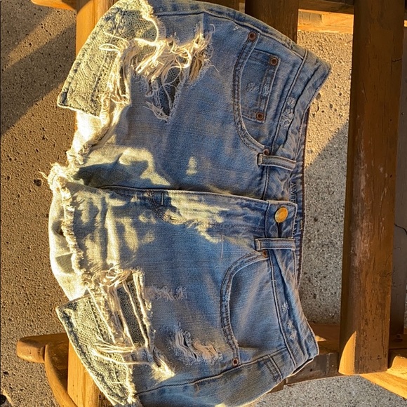 2 pairs of used American Eagle shorts - Picture 2 of 6